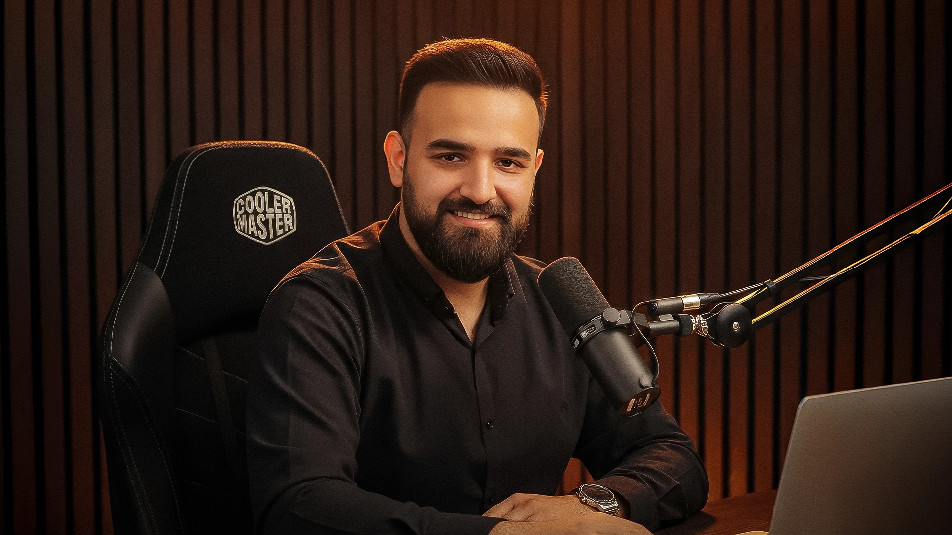 متین یوسفی کیست؟